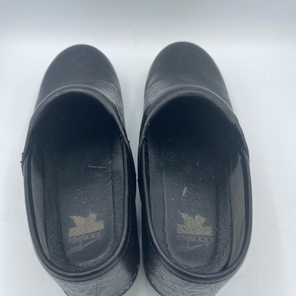 Dansko Black floral Embossed Clogs Womens Size 41 (10.5-11) Leather Tooled - Picture 4 of 7
